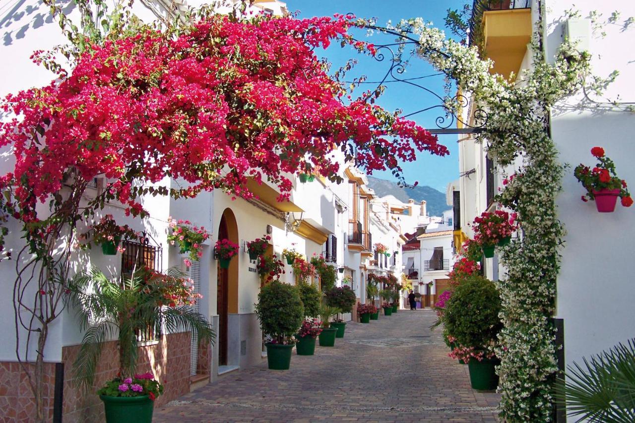 Unique Andalusian Townhouse Next To Beach Estepona Buitenkant foto